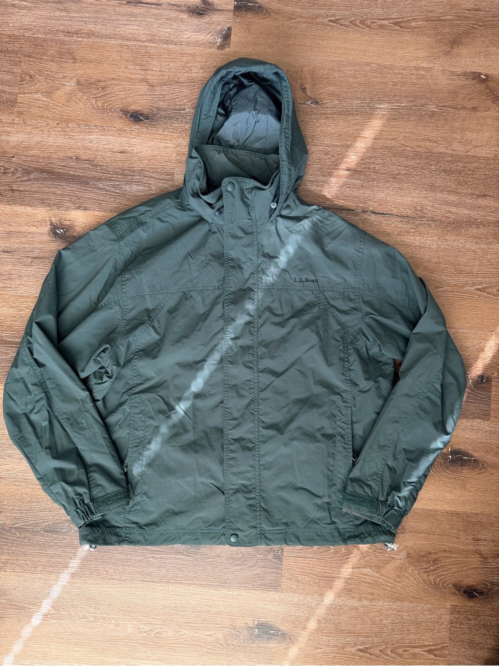 Vintage L.L. Bean Men's Green Hooded Windbreaker Raincoat